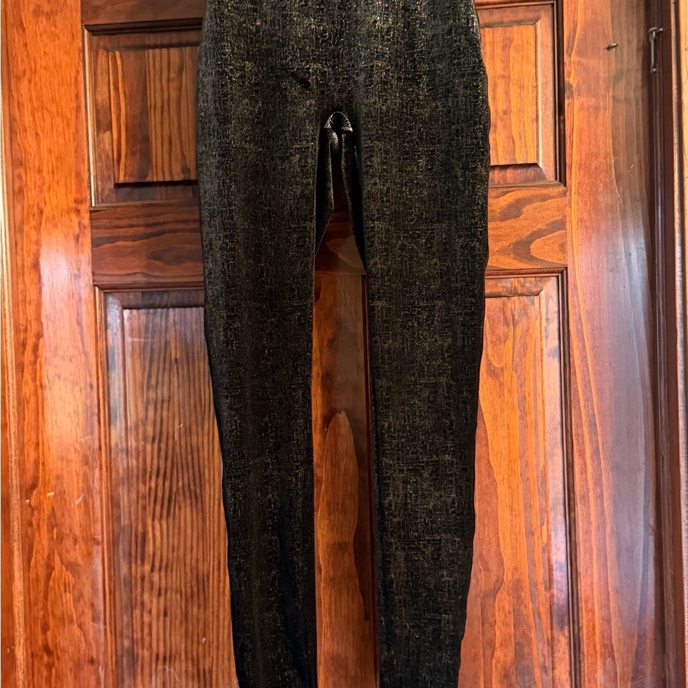 Black Textured Leggings